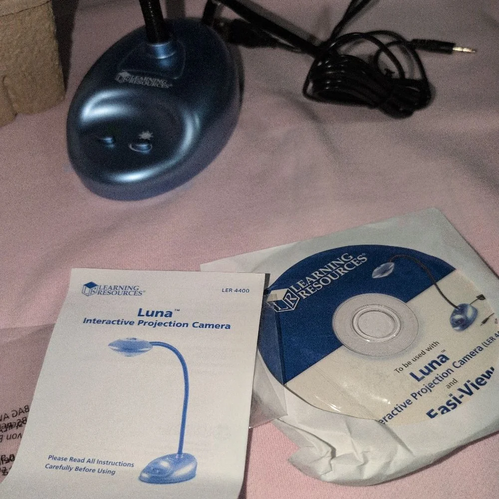 Learning Resources Luna Interactive Projection Camera Blue